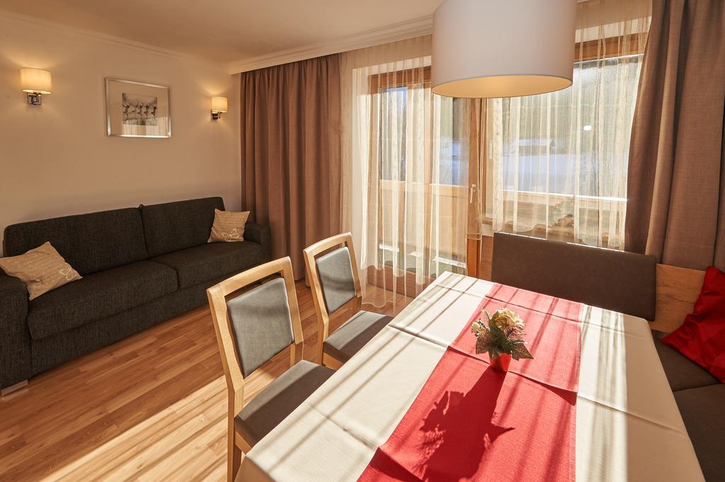 Apartments Neue Post Filzmoos Δωμάτιο φωτογραφία