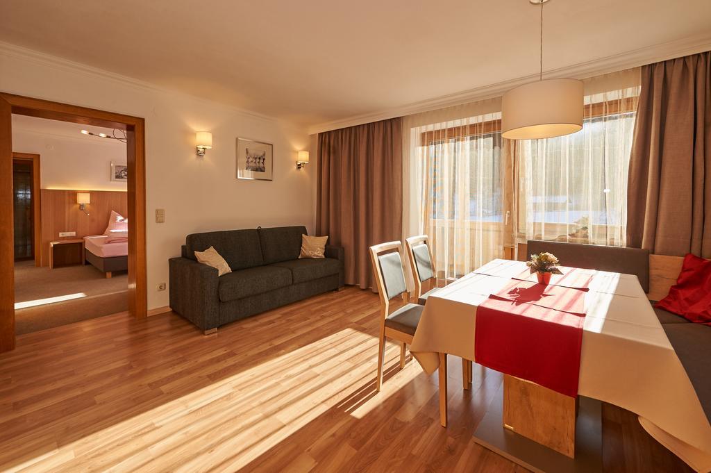 Apartments Neue Post Filzmoos Δωμάτιο φωτογραφία