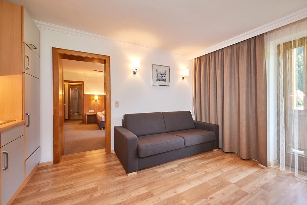 Apartments Neue Post Filzmoos Εξωτερικό φωτογραφία